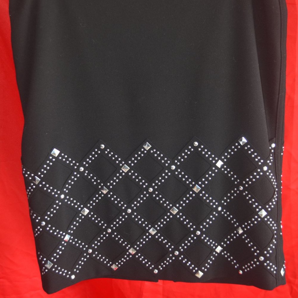 White House Black Market Size 6 Pencil Skirt